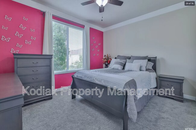 Building Photo - 1463 Kentucky Derby Way