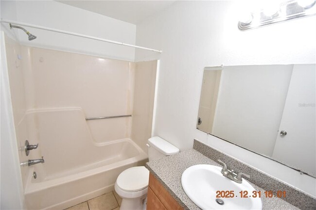 Building Photo - 6618 N Church Ave