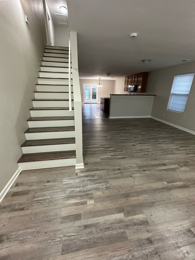 Building Photo - 16812 Wellhouse Dr