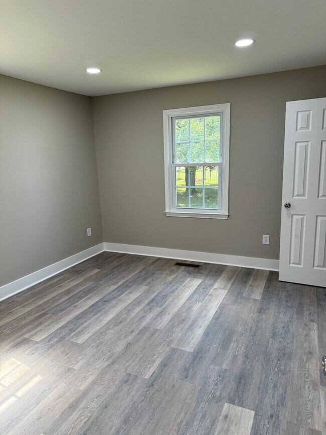Building Photo - 1296 Buffalo Shoals Rd