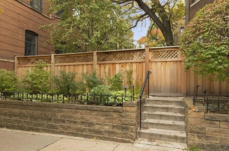 Building Photo - 614 Grand Ave