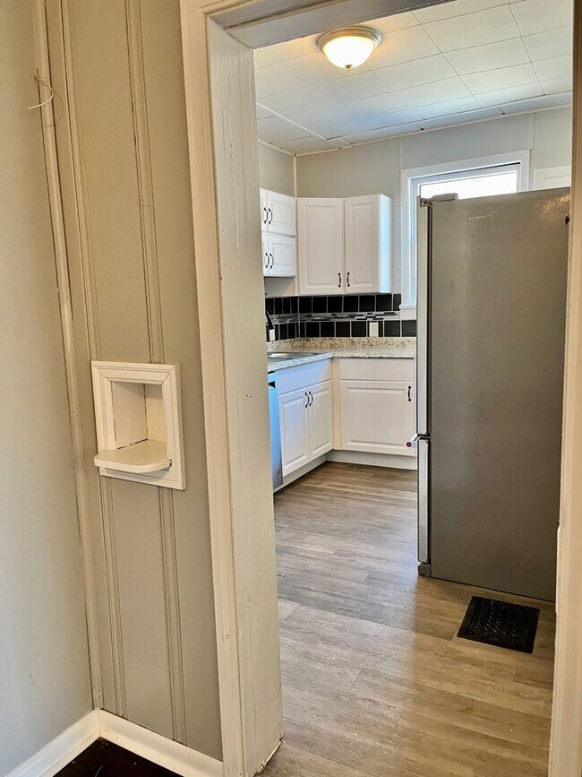 Building Photo - Spacious single family home in Independenc...