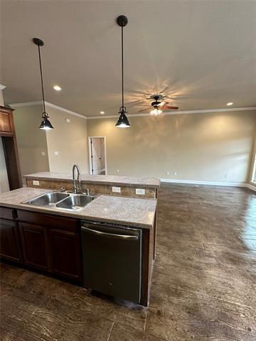 Building Photo - 3820 Carrera Ln
