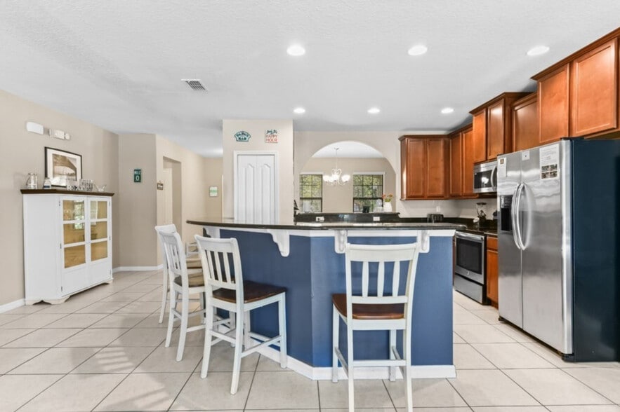 Building Photo - 1174 Cypress Pointe Blvd