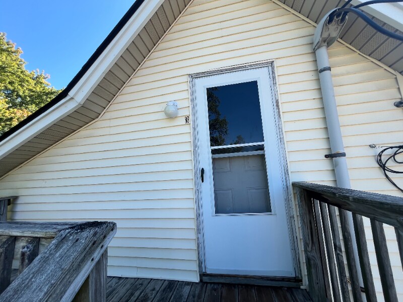 Building Photo - 306 N State St