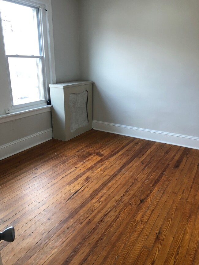 Building Photo - Lovely 3BR House Available for Rent