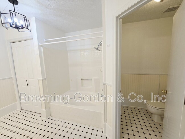 Building Photo - 5210 Village Way