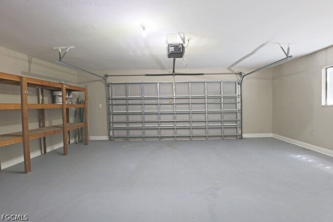 Building Photo - 16717 Bobcat Dr