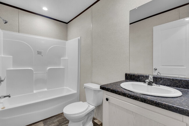 Building Photo - 108 Gladewood Cir