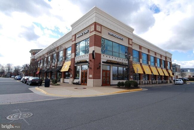 Building Photo - 11801 Rockaway Ln