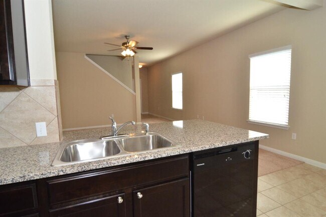 Building Photo - 261 Northern Flicker St