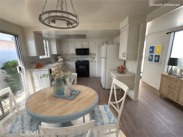 Building Photo - 1547 Wintergreen Pl