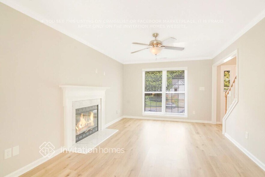 Building Photo - 8644 Swarthmore Dr