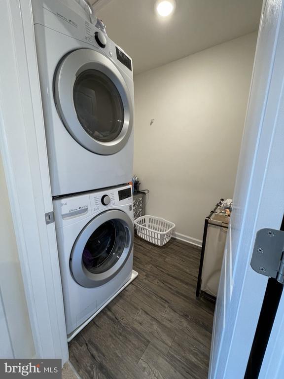 Building Photo - 1296 Foggy Turn