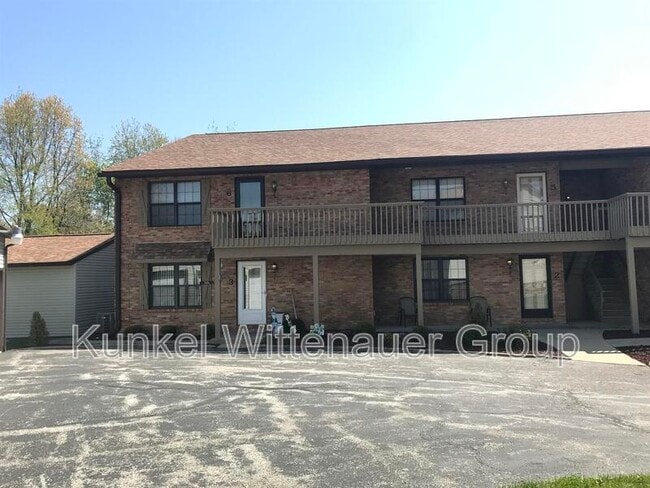 Primary Photo - 222 Shoreline Dr