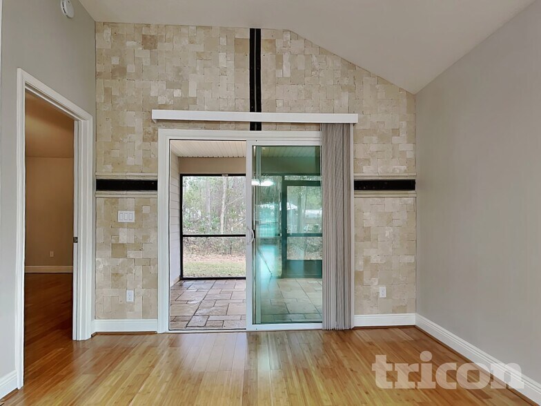 Building Photo - 8919 Weston Living Way