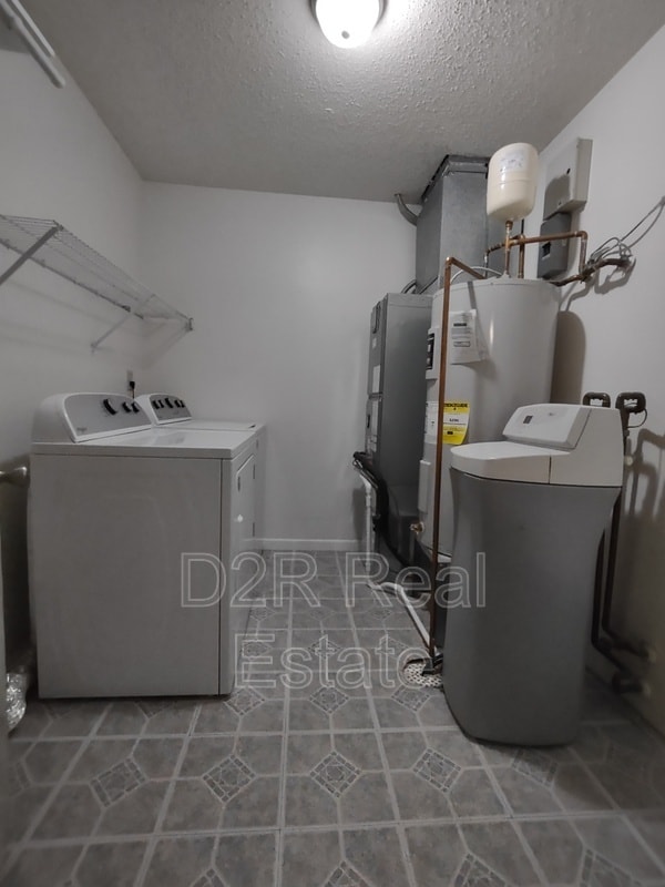 Building Photo - 1121 Branigin Creek Ct