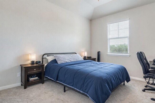 Building Photo - 261 Cathedral Mountain Dr