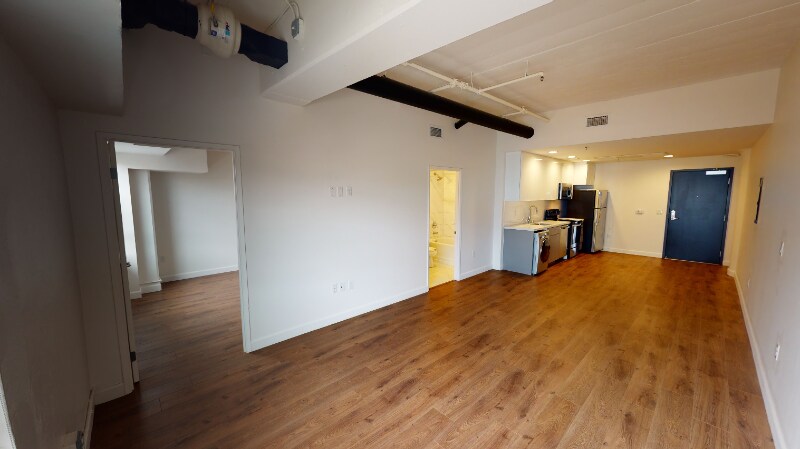 Building Photo - 3550 W 6th St