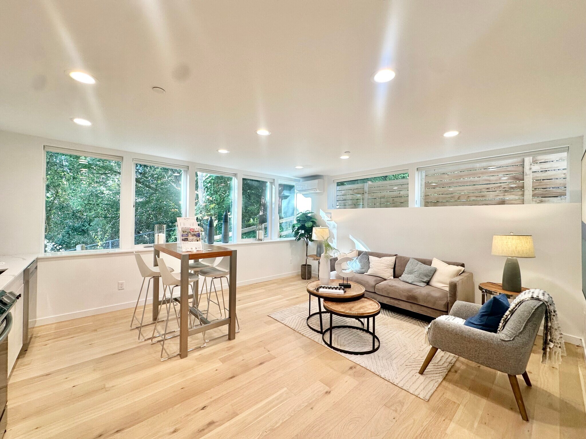 Building Photo - 12013 36th Ave NE