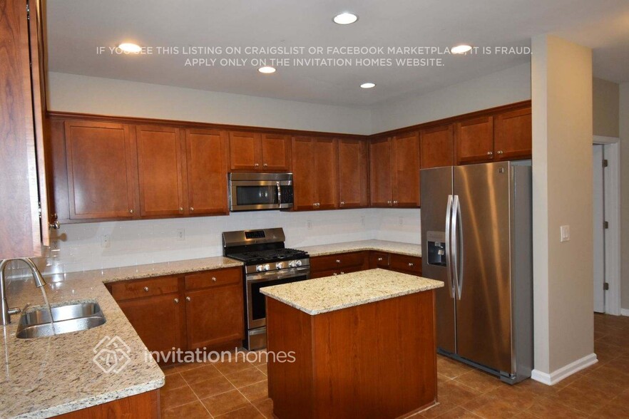 Building Photo - 1478 Station Ridge Dr SE