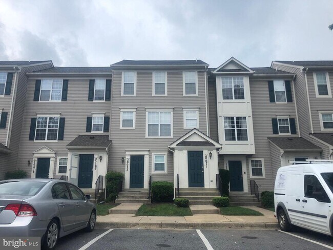 Building Photo - 20073 Dunstable Cir