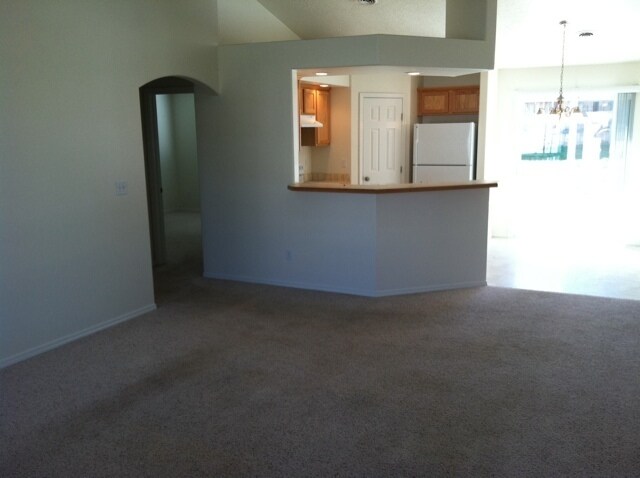 Building Photo - Beautiful 4-Bed Home in Quiet Creekwood Subdivision – High Convenience, Low Stress!