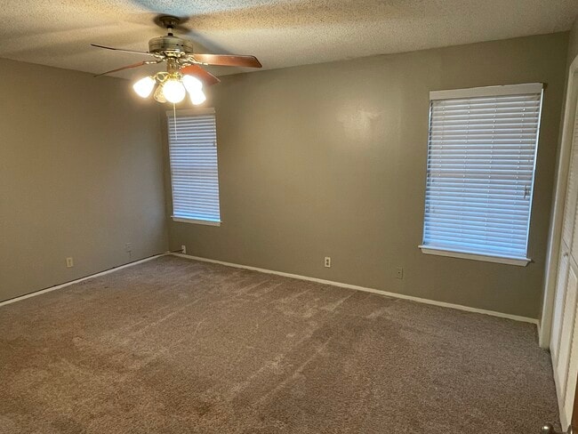 Building Photo - 4601 Meadow Creek Trail