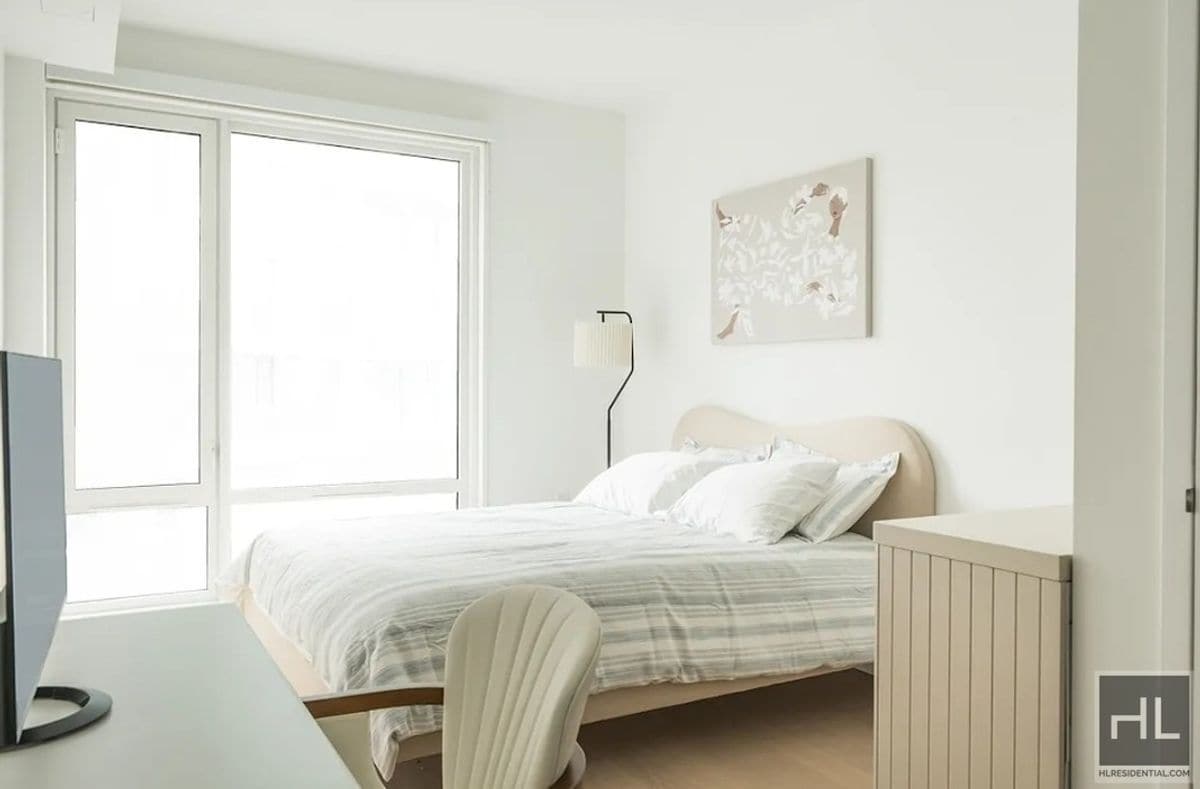 Building Photo - 975 Nostrand Ave