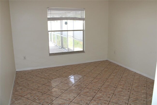 Building Photo - 11111 Bloomington Dr