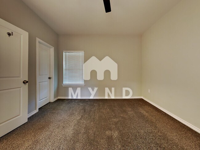 Building Photo - 14986 Bonham Ln