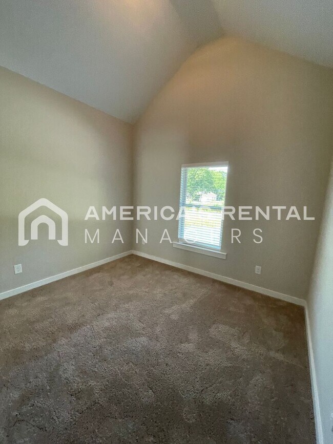 Building Photo - Home for Rent in Jasper, AL!!!  View with 48 Hours Notice!