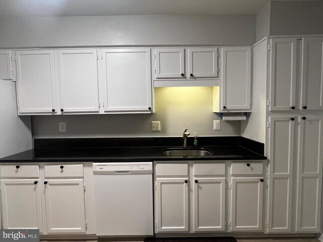 Building Photo - 10448 Rapidan Ln