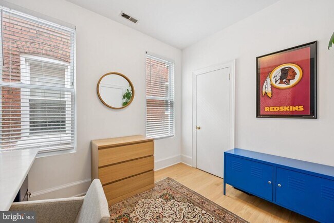 Building Photo - 2025 13th St NW