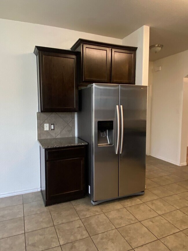 Building Photo - 3 BEDROOM, ACADEMY ISD