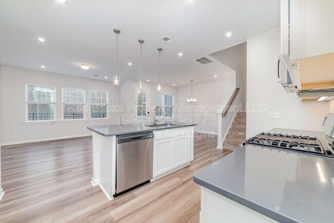 Building Photo - 8929 Peatland Aly