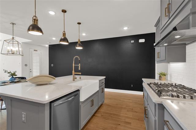 Building Photo - 7505 Plumgrove Rd
