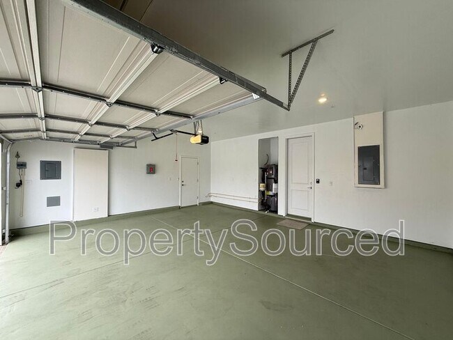 Building Photo - 1753 Lacey Ave