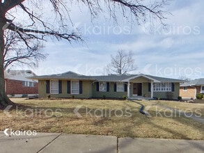 Building Photo - 2543 Pontchartrain Dr