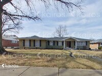 Building Photo - 2543 Pontchartrain Dr