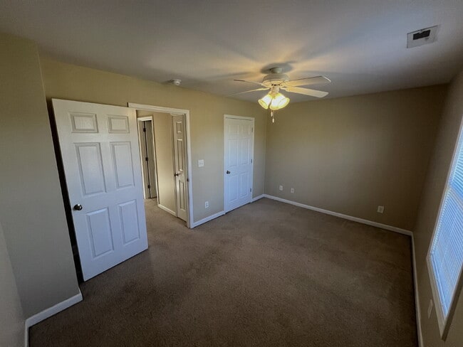 Building Photo - 793 D CHERRY BARK DR