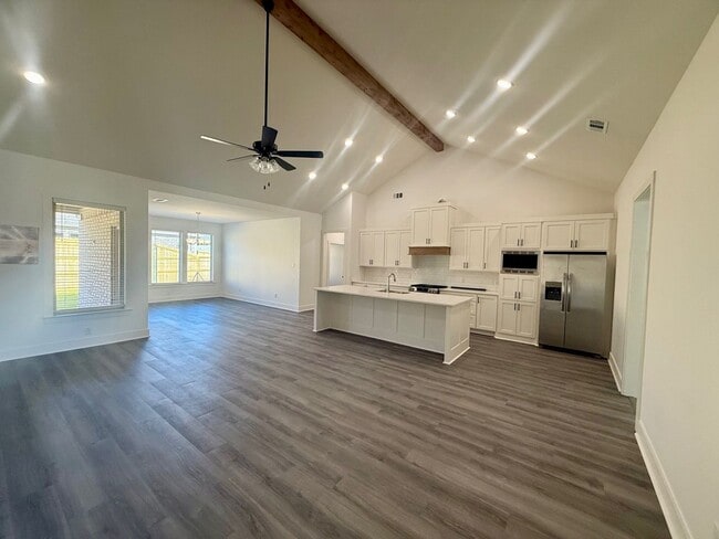 Building Photo - 4005 Doler Cv