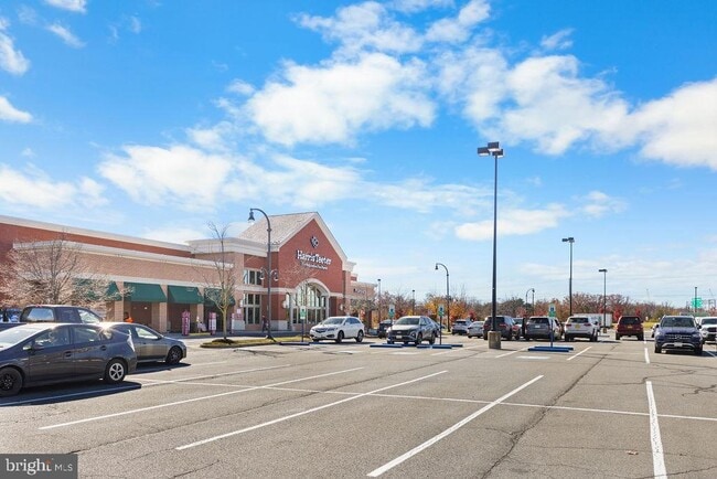Building Photo - 19441 Promenade Dr