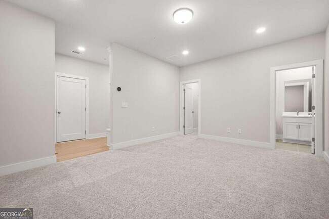 Building Photo - 1500 Wicker Wood Pl