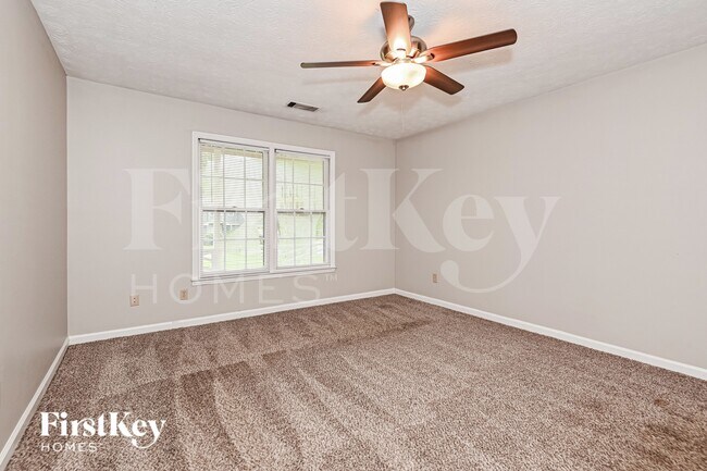 Building Photo - 3900 Hadley Farm Dr