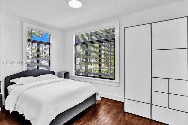 Building Photo - 1656 Polk St