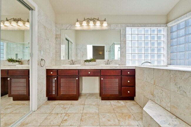 Building Photo - Gorgeous Willow Glen Two Story Home Availa...