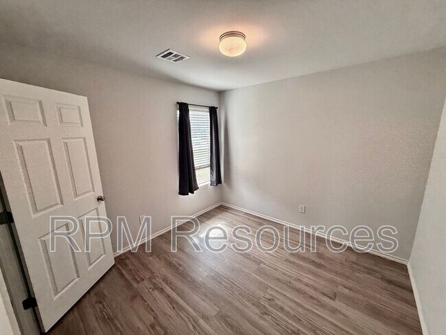 Building Photo - 11009 NW 100th St