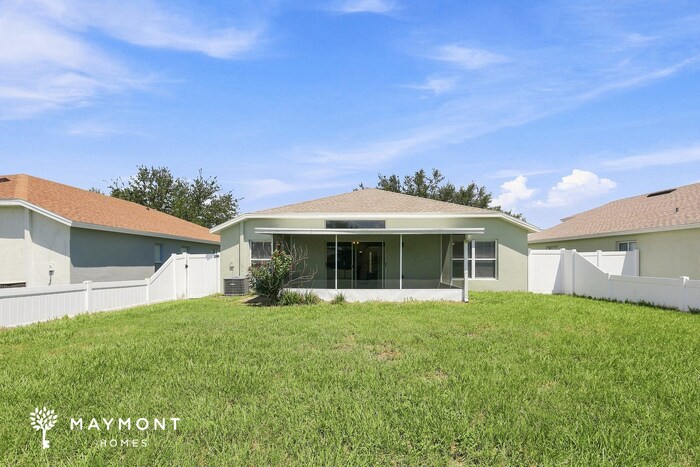 Building Photo - 10455 Hunters Haven Blvd