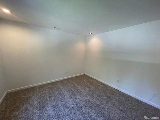 Building Photo - 29870 W 12 Mile Rd